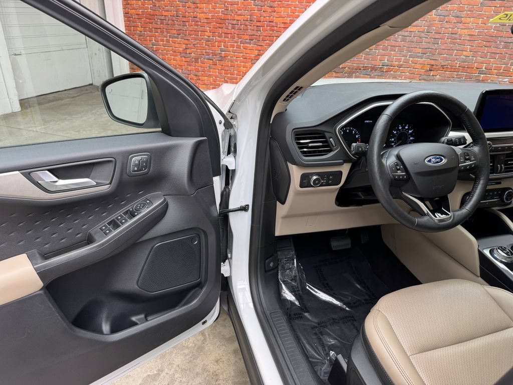 Certified 2020 Ford Escape SEL AWD/4WD image 8