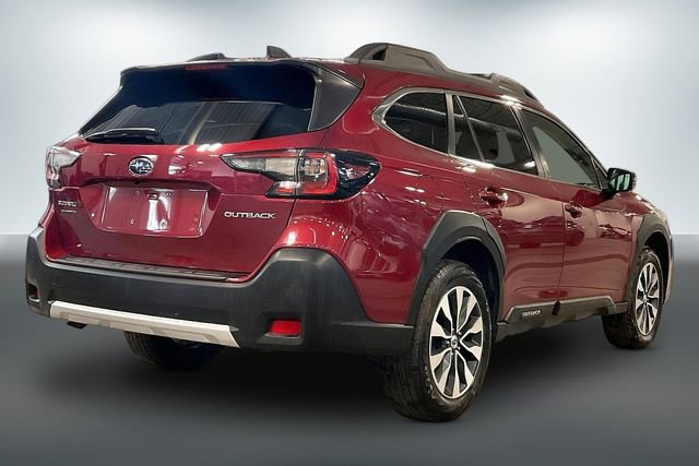 Used 2023 Subaru Outback Limited image 13