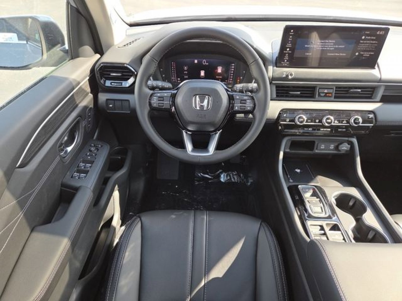 New 2026 Honda Pilot Touring image 23