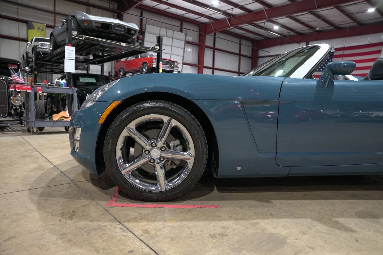 Used 2007 Saturn Sky w/ Premium Trim Pkg RWD image 3