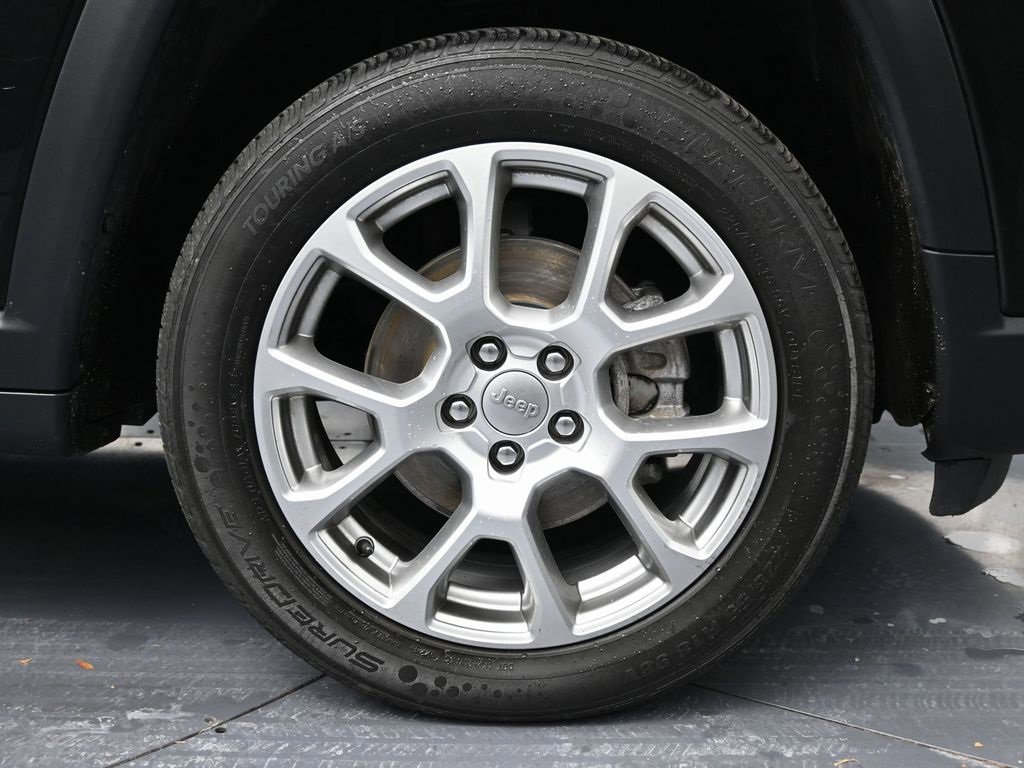 Used 2022 Jeep Compass Latitude w/ Sun and Sound Group image 15