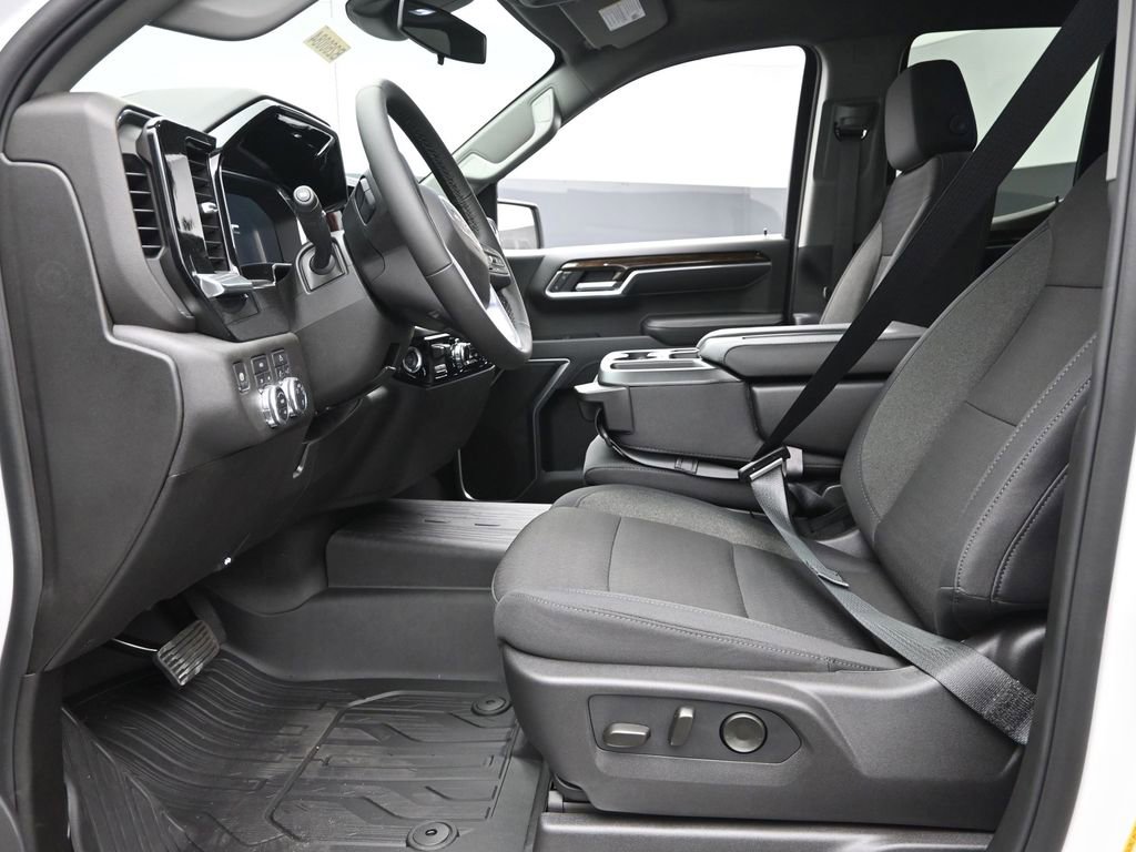 New 2026 GMC Sierra 1500 SLE w/ Preferred Package image 15