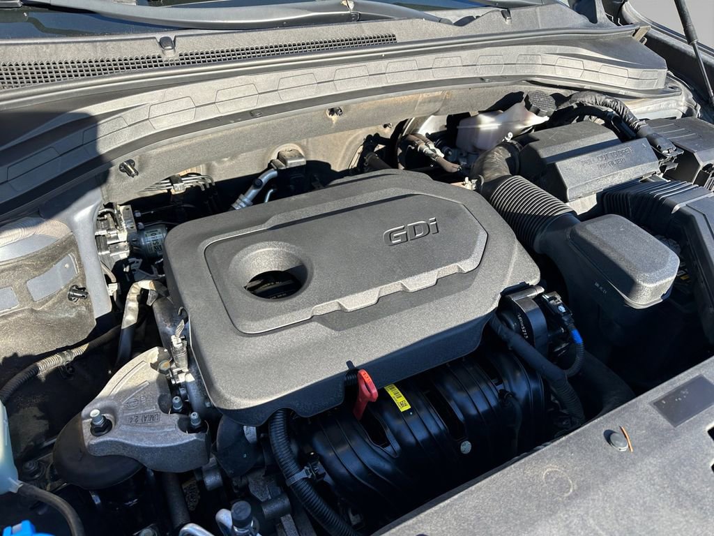 Used 2019 Hyundai Santa Fe SEL image 9