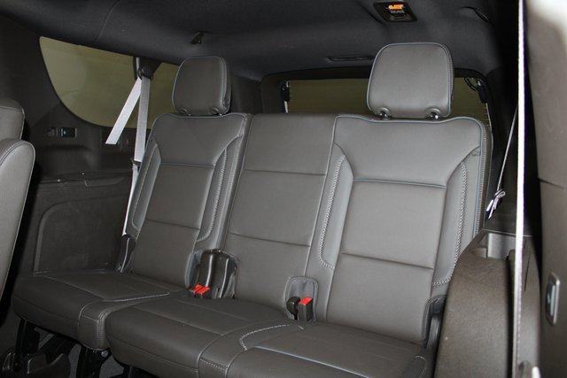 Used 2024 GMC Yukon XL Denali w/ Denali Reserve Package image 11