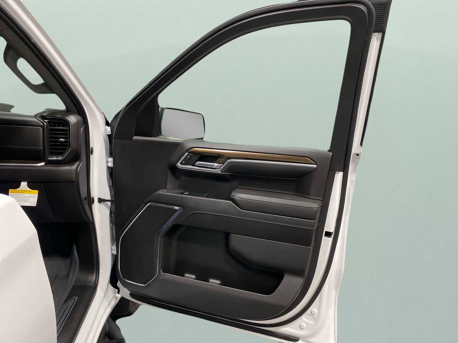 Used 2023 Chevrolet Silverado 1500 LT w/ Protection Package image 28
