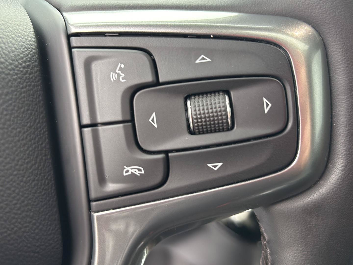Used 2024 Chevrolet Silverado 1500 RST w/ Convenience Package II AWD/4WD image 24
