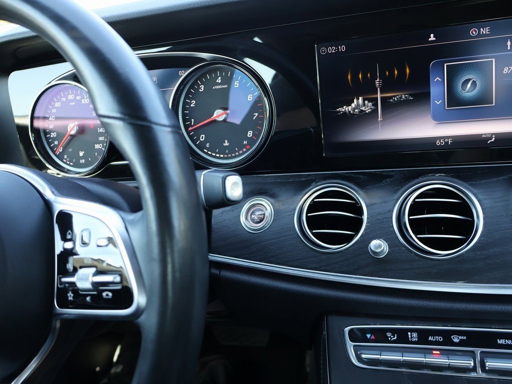 Used 2019 Mercedes-Benz E 300 4MATIC image 30