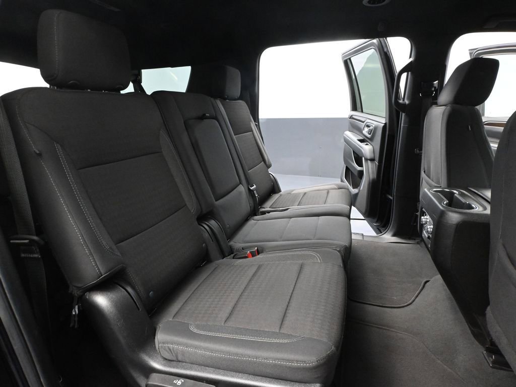 Used 2024 GMC Yukon XL SLE image 46