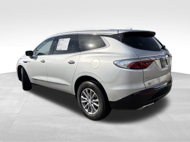 Certified 2022 Buick Enclave Essence FWD image 3