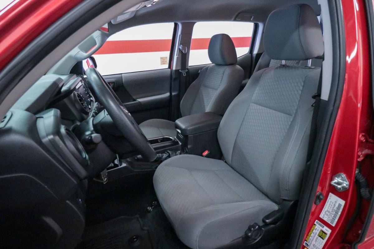 Used 2023 Toyota Tacoma SR AWD/4WD image 11
