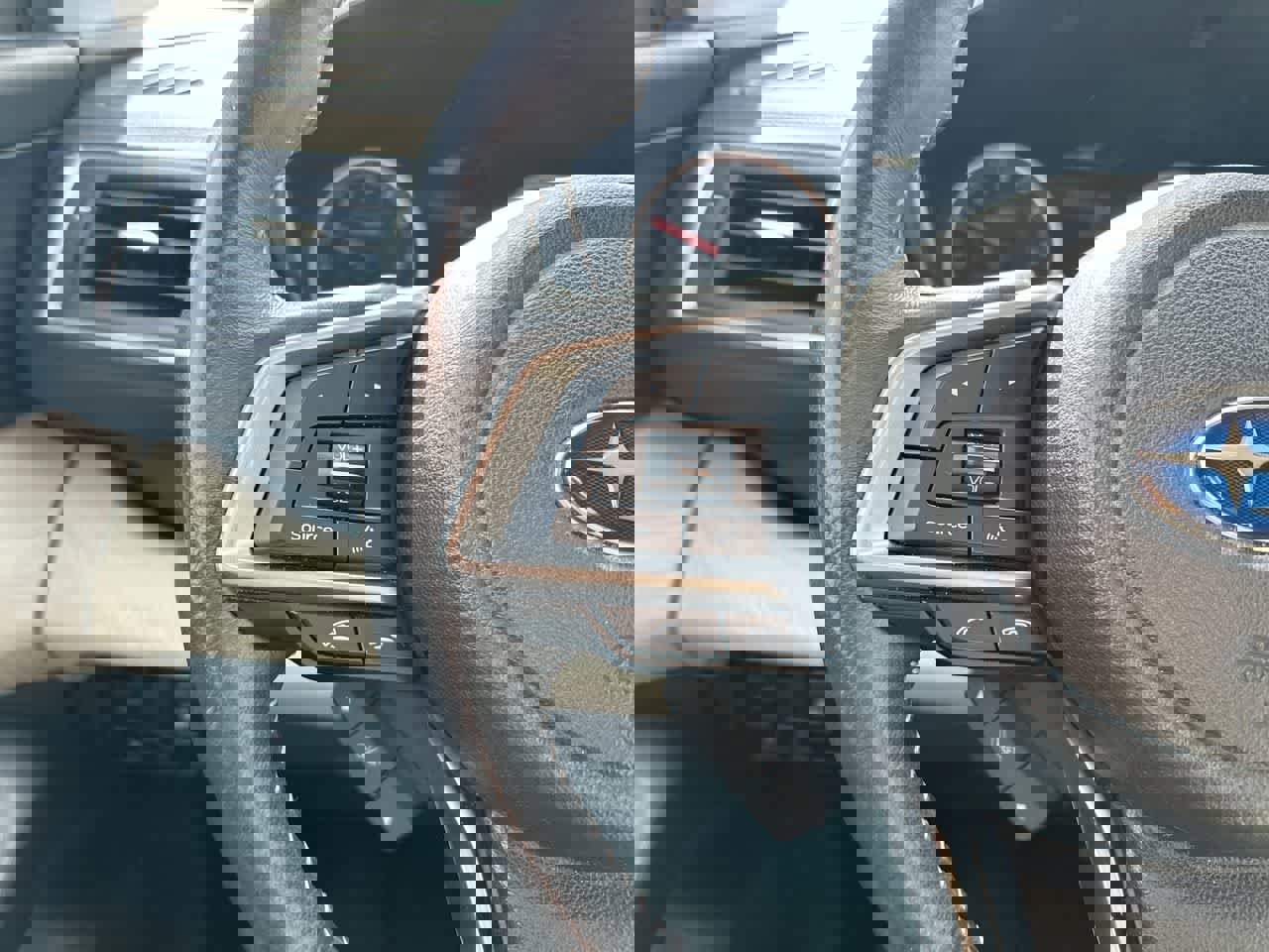 Used 2019 Subaru Ascent Premium image 29