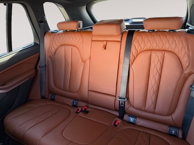New 2026 BMW X5 xDrive40i w/ Executive Package AWD/4WD image 13