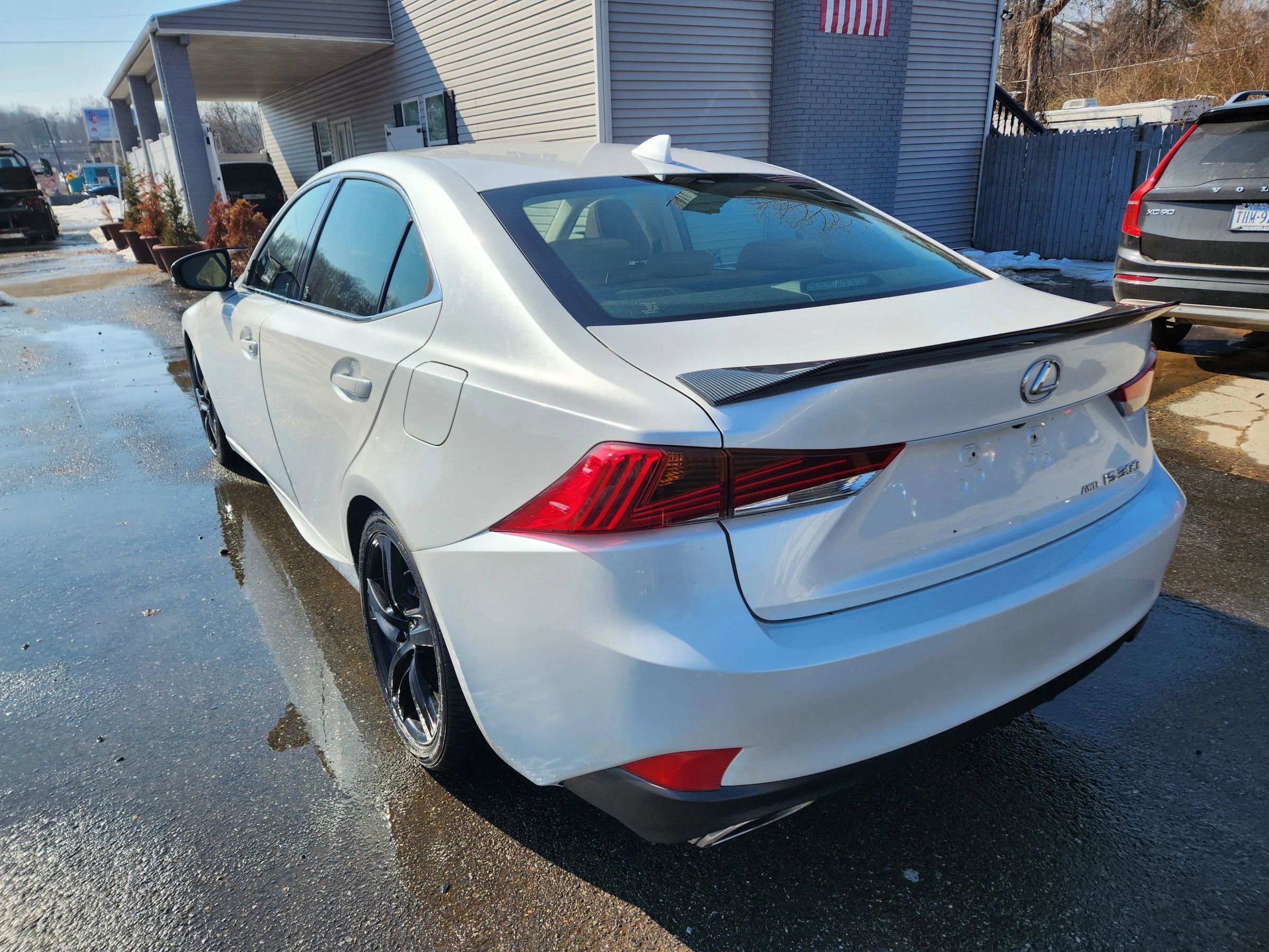Used 2018 Lexus IS 300 AWD w/ Comfort Package image 9