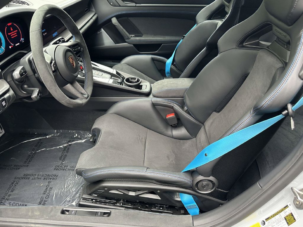New 2026 Porsche 911 Carrera GTS RWD image 17