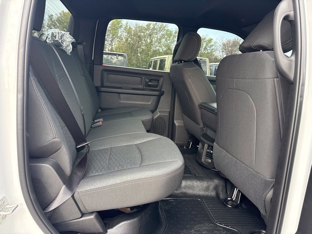 New 2027 RAM 3500 Tradesman AWD/4WD image 39