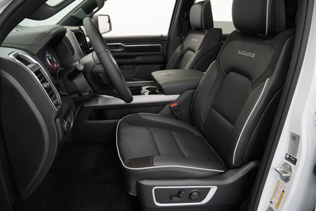 New 2027 RAM 1500 Laramie w/ Laramie Preferred Package AWD/4WD image 15