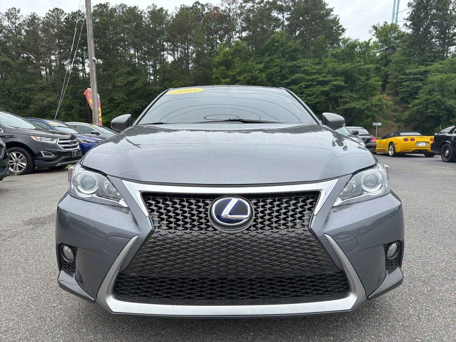 Used 2015 Lexus CT 200h w/ Navigation Package FWD image 2