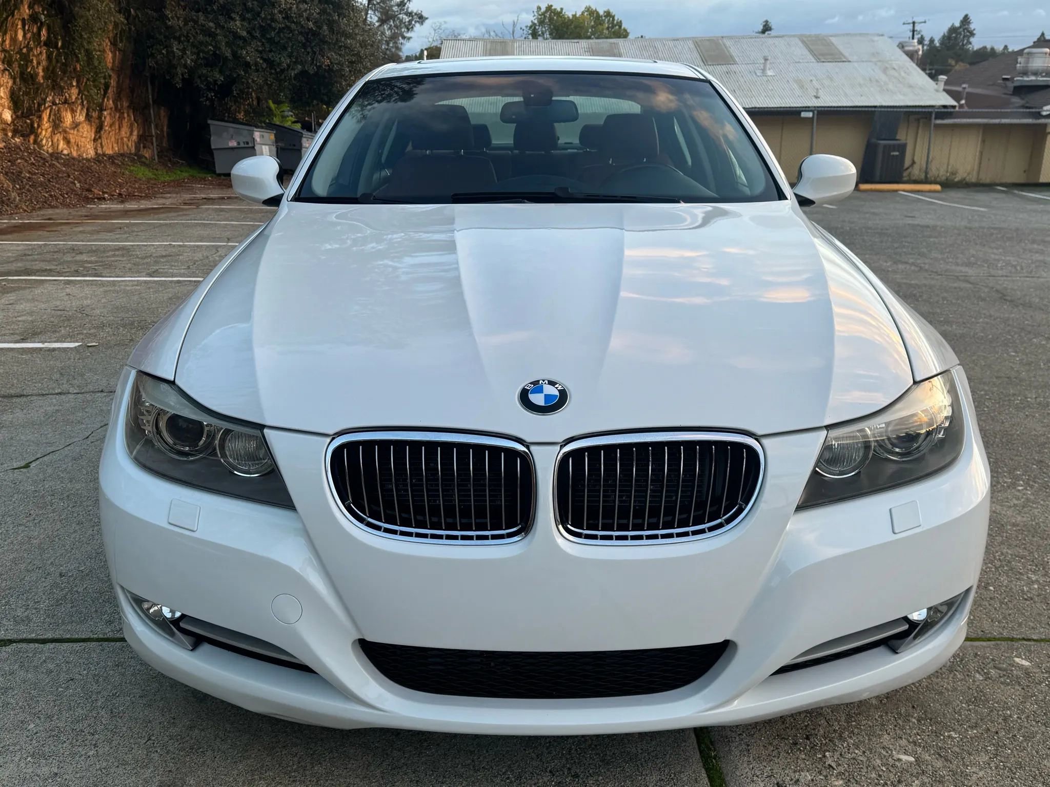 Used 2009 BMW 335i xDrive Sedan image 11