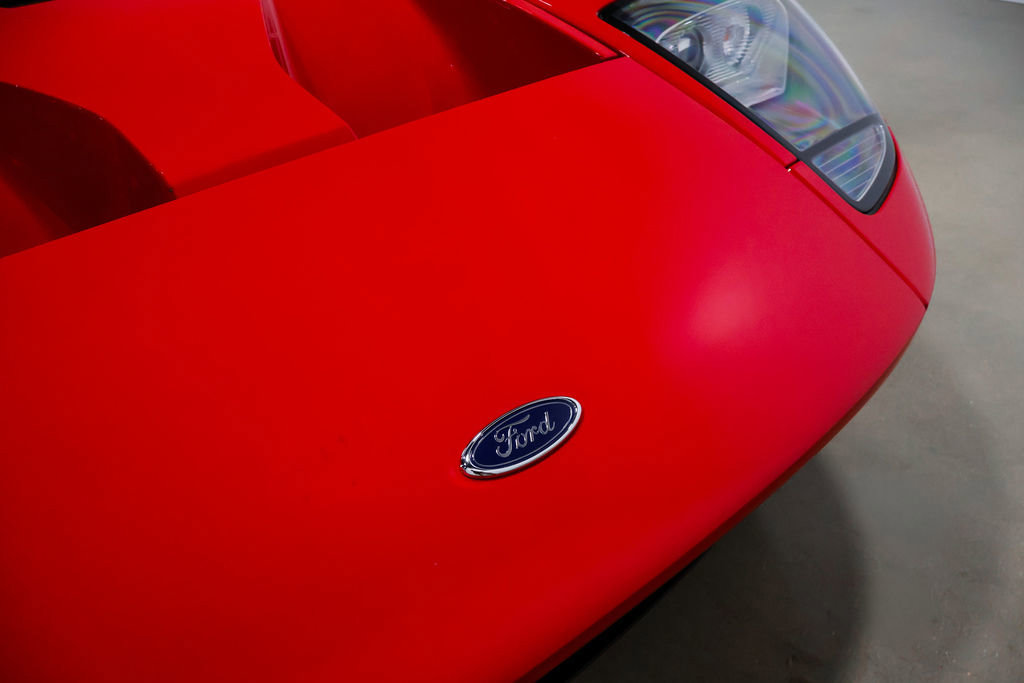 Used 2005 Ford GT image 84
