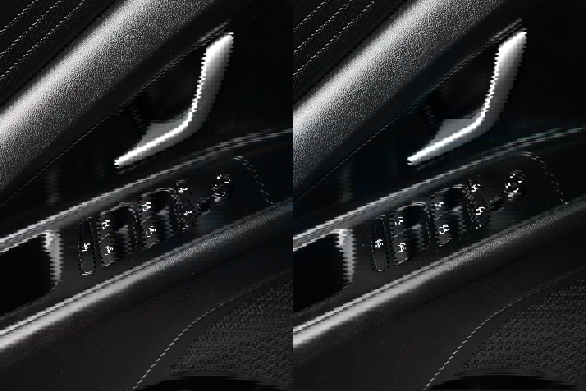 Used 2023 Hyundai Elantra SEL image 45