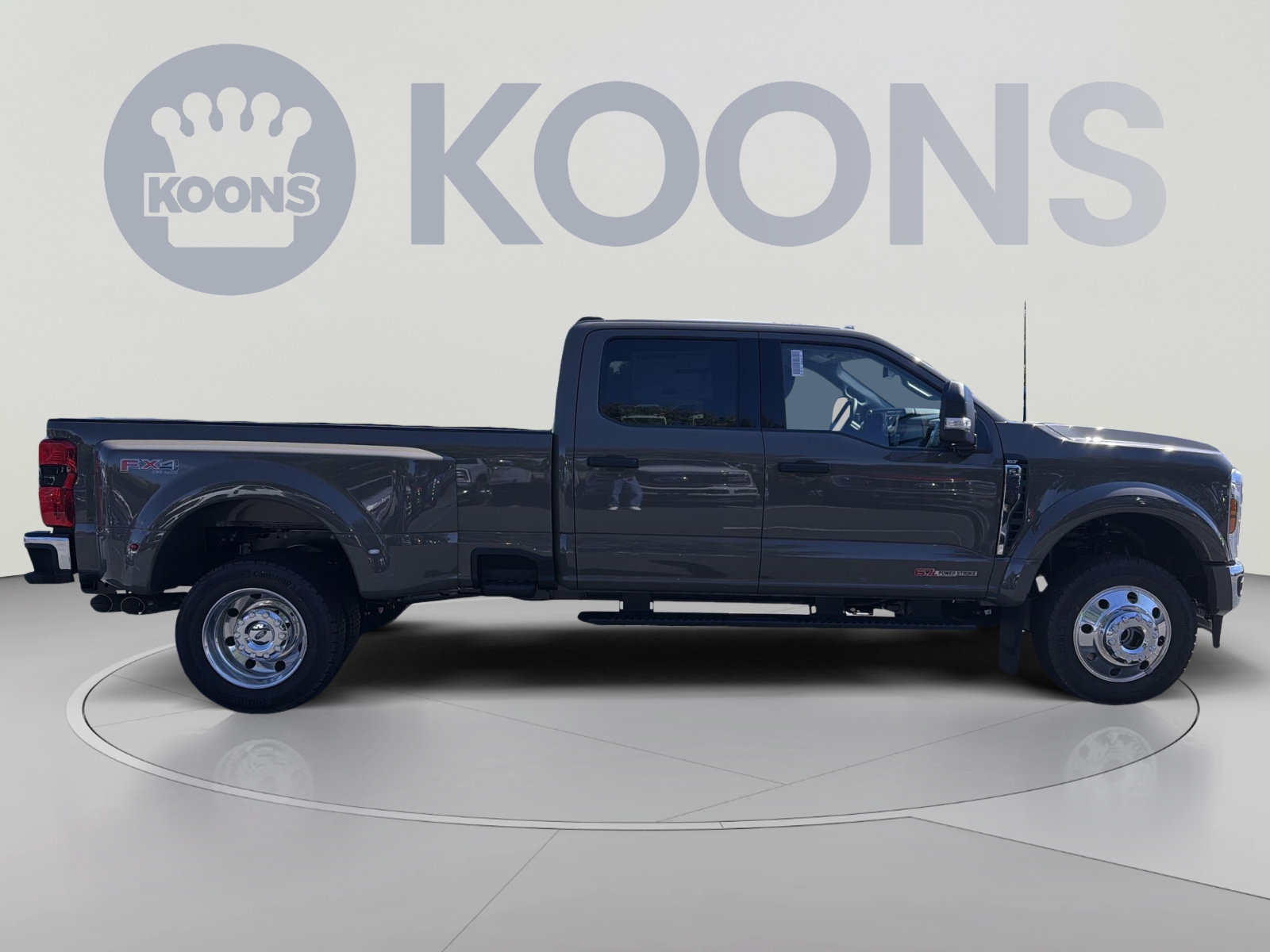New 2027 Ford F450 XLT w/ 360-Degree Camera Package AWD/4WD image 8