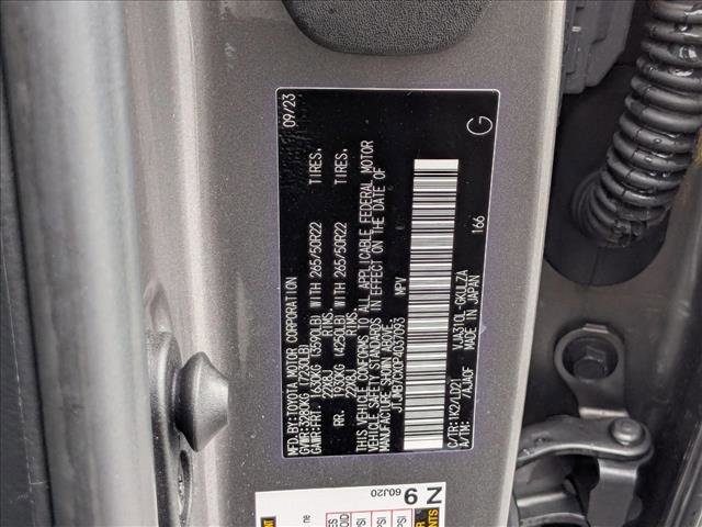 Used 2023 Lexus LX 600 F Sport w/ Accessory Package (Z1) image 27