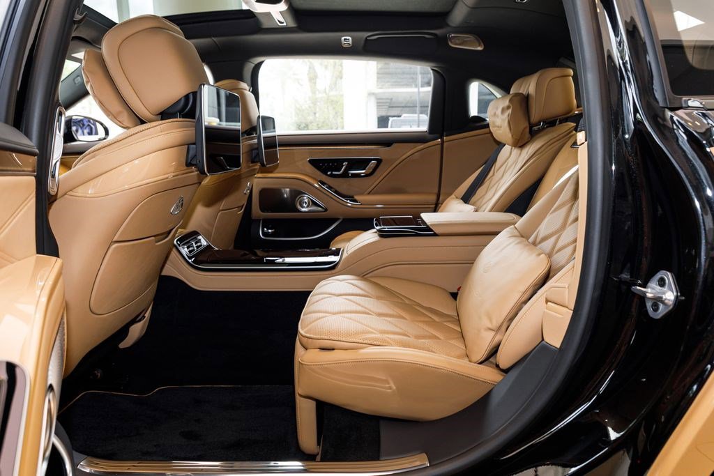 Used 2023 Mercedes-Benz Maybach S 680 4MATIC image 21