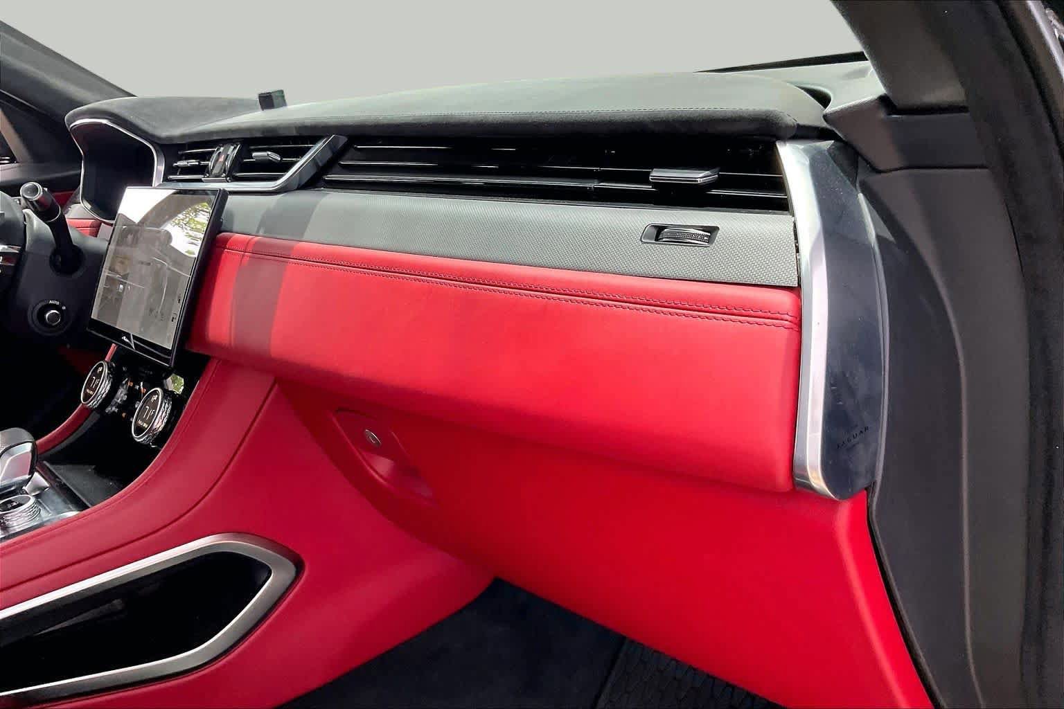 Used 2022 Jaguar F-PACE SVR AWD/4WD image 19