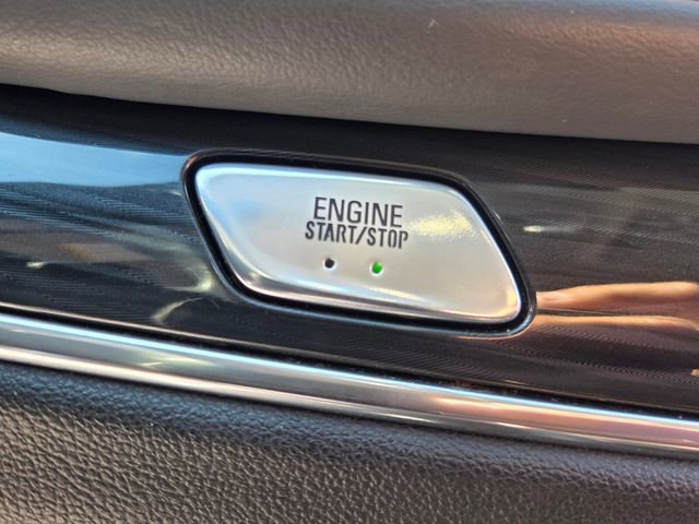 Used 2018 Buick Enclave Essence FWD image 26