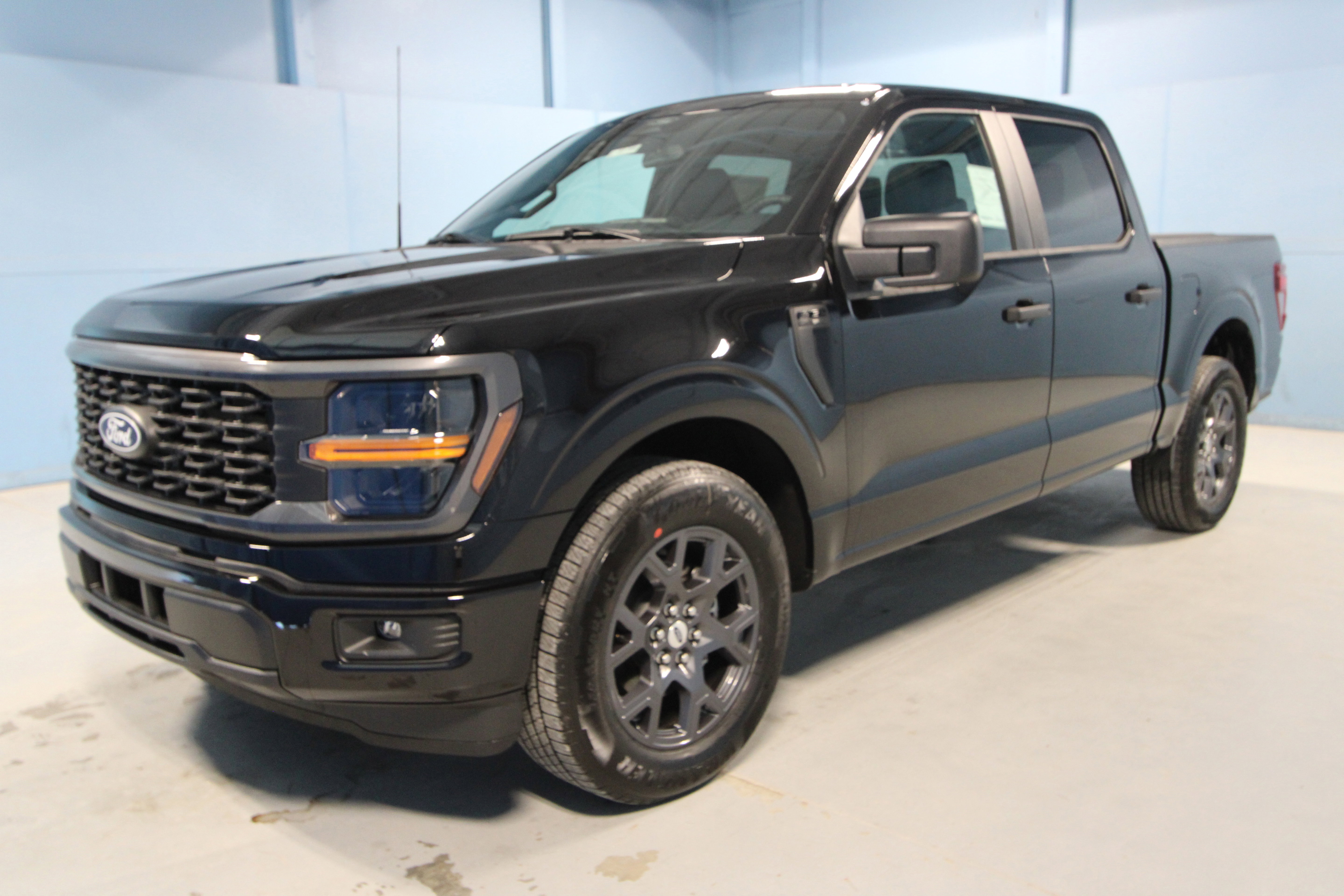 New 2026 Ford F150 STX w/ Equipment Group 200A RWD image 21