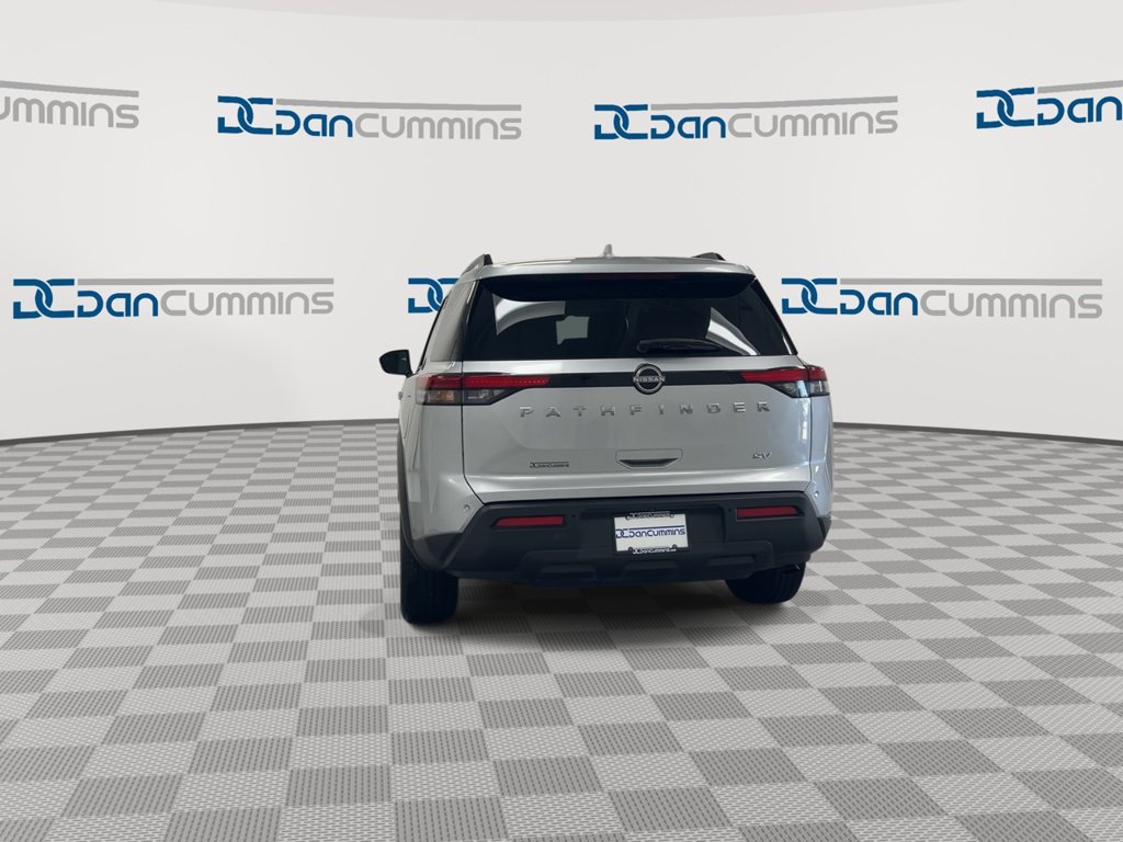 Used 2024 Nissan Pathfinder SV FWD image 7