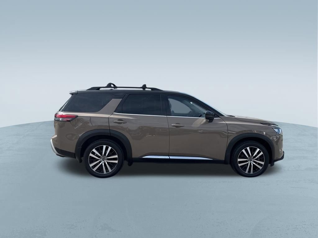 Used 2023 Nissan Pathfinder Platinum AWD/4WD image 9