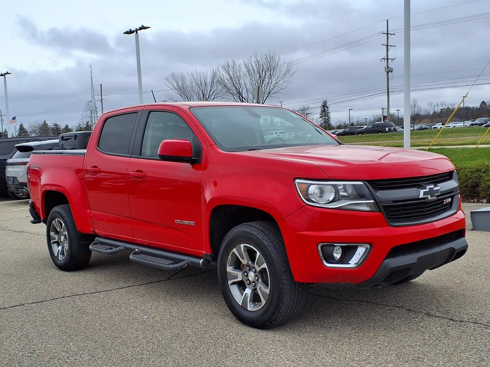Used 2019 Chevrolet Colorado Z71 AWD/4WD image 3