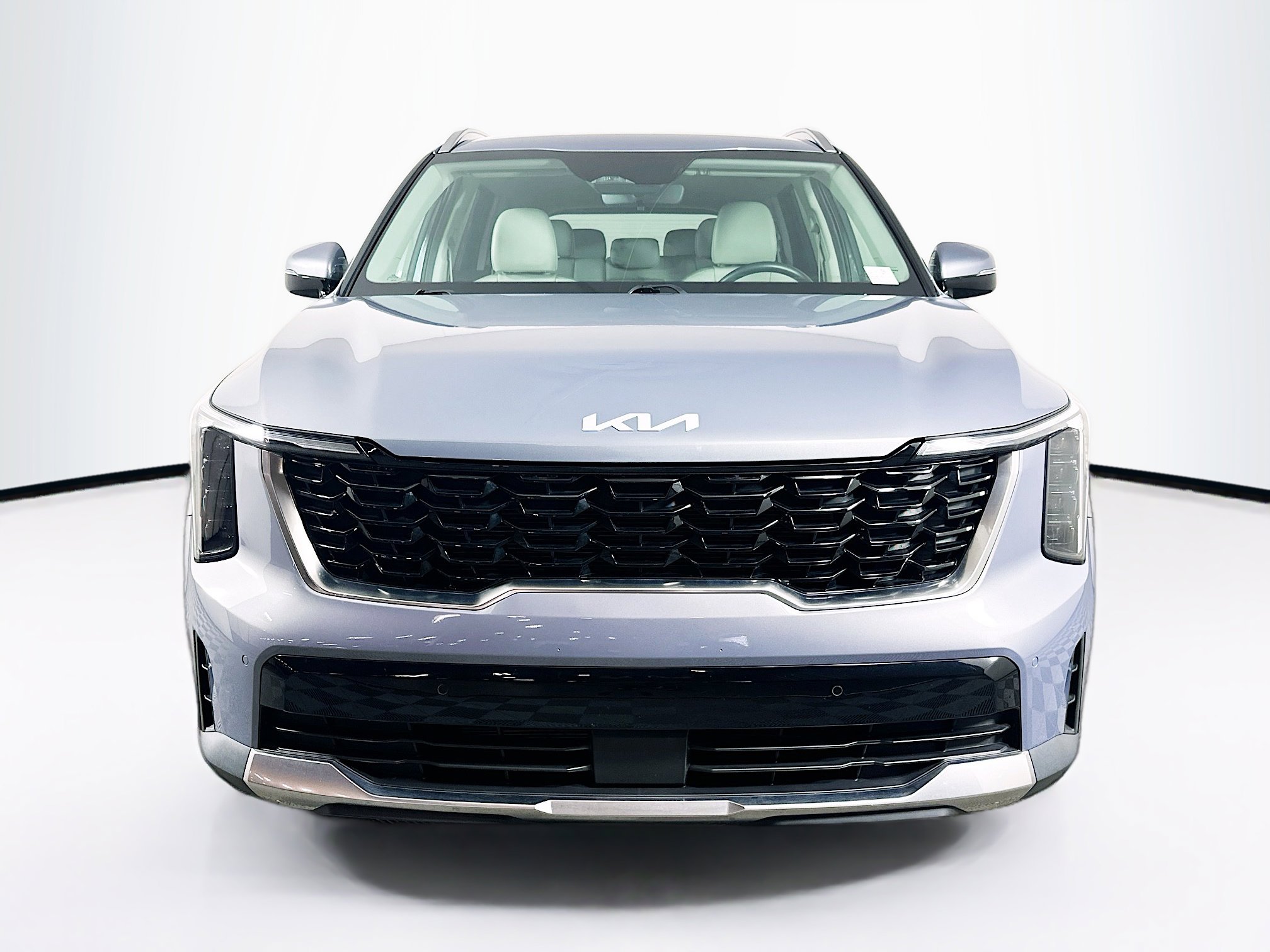 Used 2024 Kia Sorento S FWD image 2
