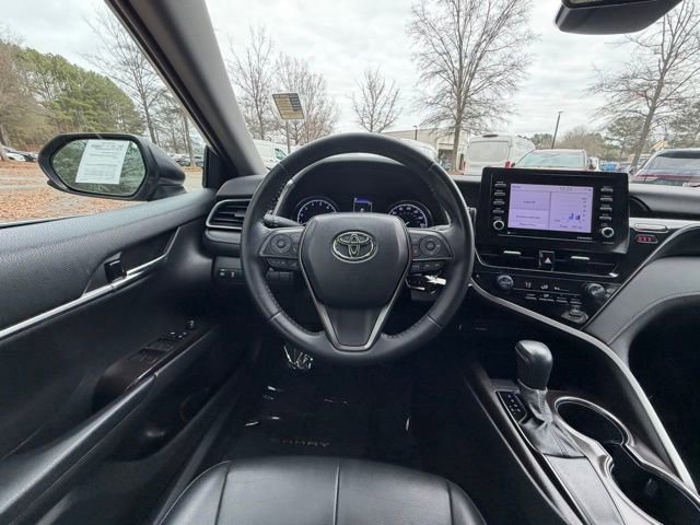 Used 2021 Toyota Camry SE image 8
