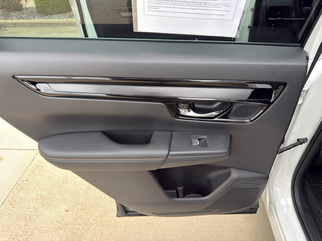 Used 2025 Honda CR-V Sport Touring image 16