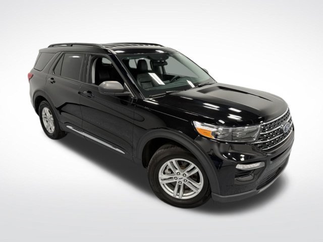 Used 2023 Ford Explorer XLT w/ Equipment Group 202A RWD image 34