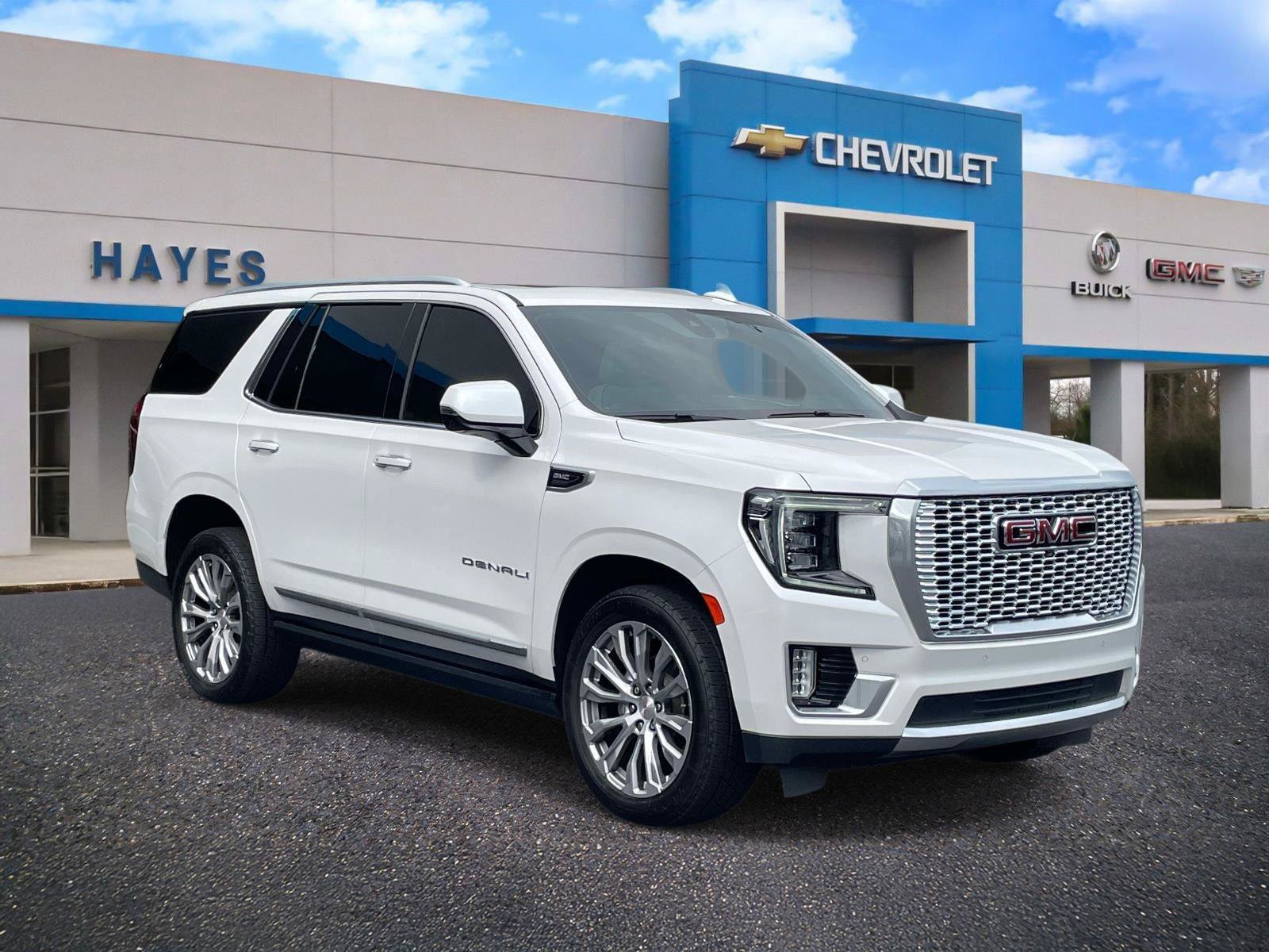 Used 2021 GMC Yukon Denali w/ Denali Premium Package RWD image 1