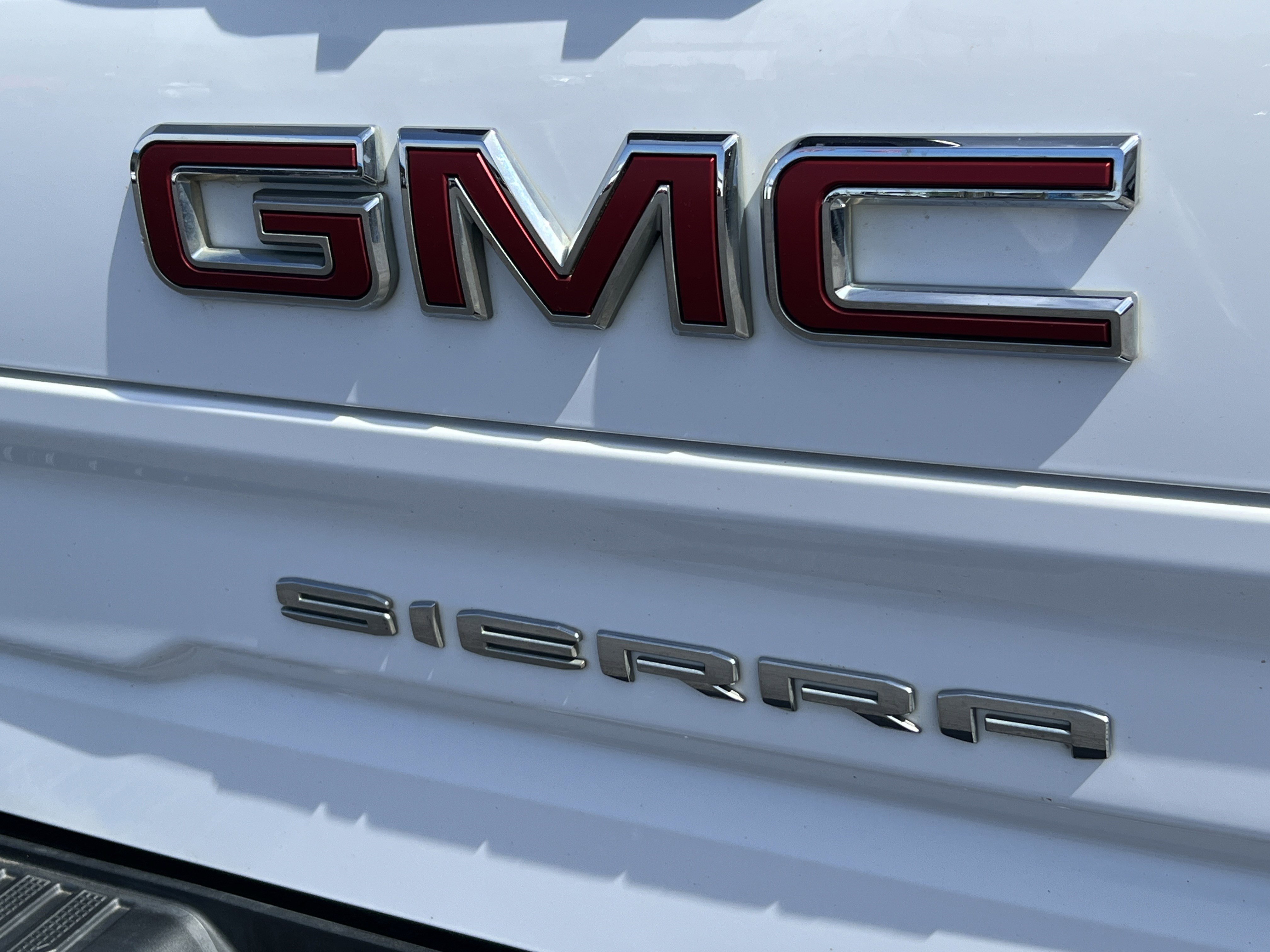 Used 2019 GMC Sierra 1500 AT4 w/ AT4 Premium Package AWD/4WD image 8