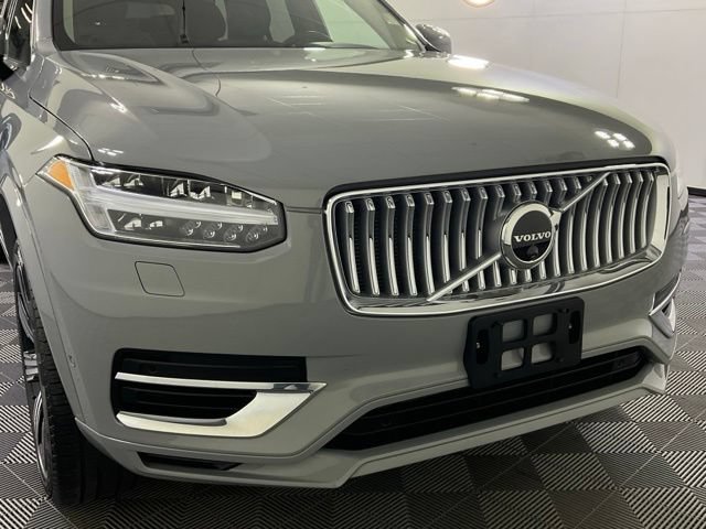 Certified 2025 Volvo XC90 T8 Plus AWD/4WD image 8