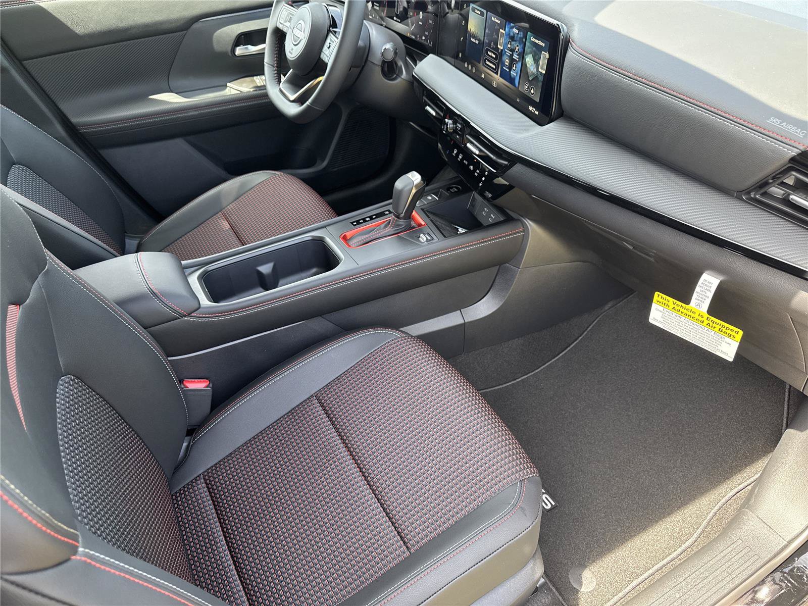 New 2026 Nissan Kicks SR FWD image 31