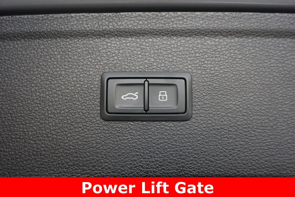 Used 2024 Audi Q5 2.0T Prestige w/ Prestige Package image 22