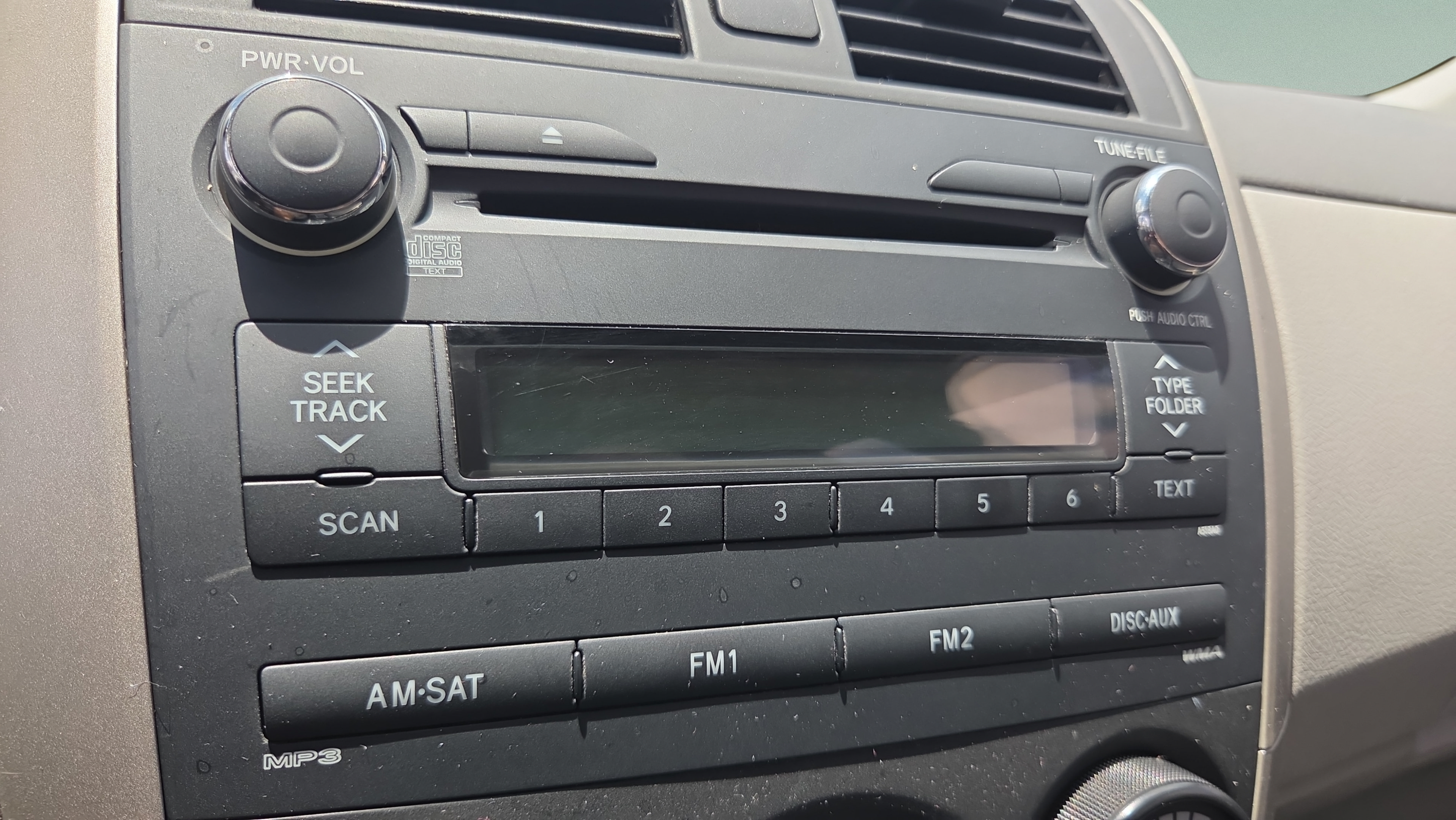 Used 2010 Toyota Corolla LE FWD image 23