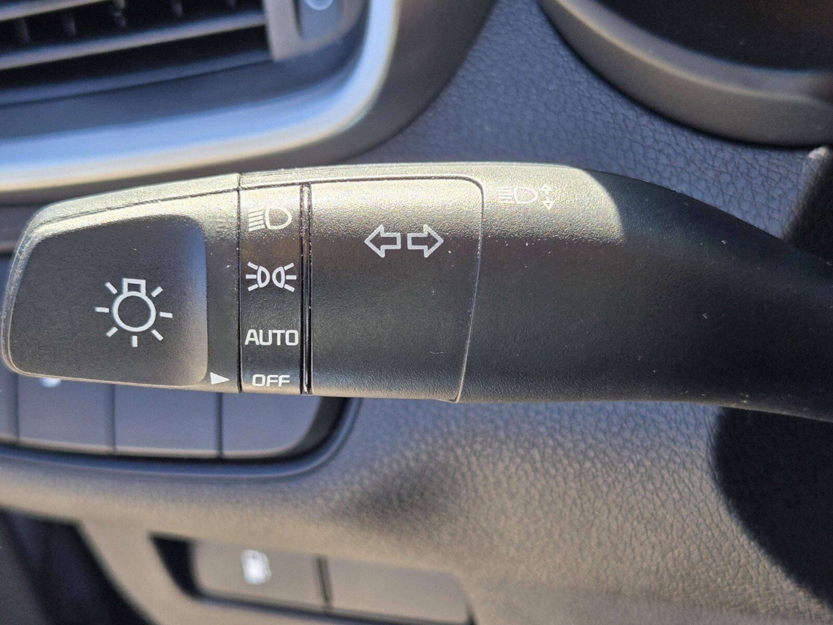 Used 2020 Kia Sorento LX AWD/4WD image 50