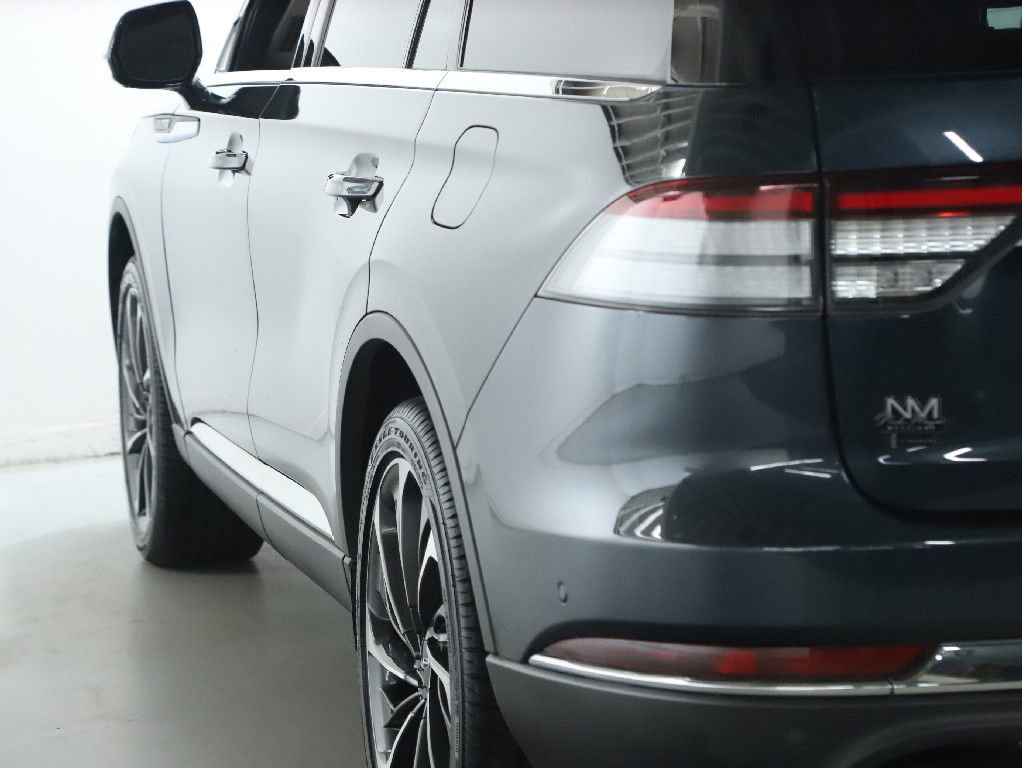 Certified 2023 Lincoln Aviator Reserve w/ Equipment Group 201A image 43