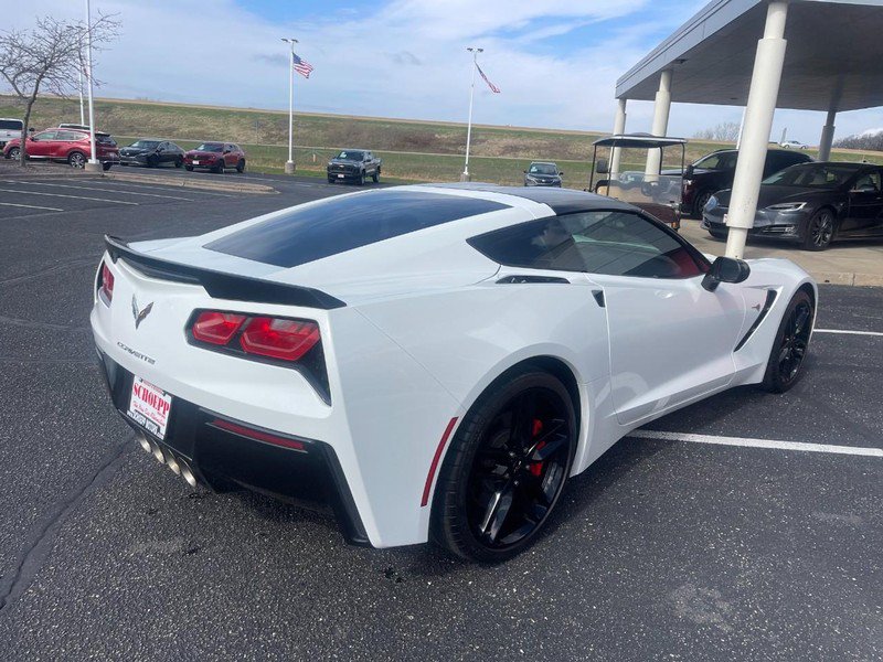 Used 2016 Chevrolet Corvette Stingray Coupe w/ 2LT Preferred Equipment Group RWD image 3