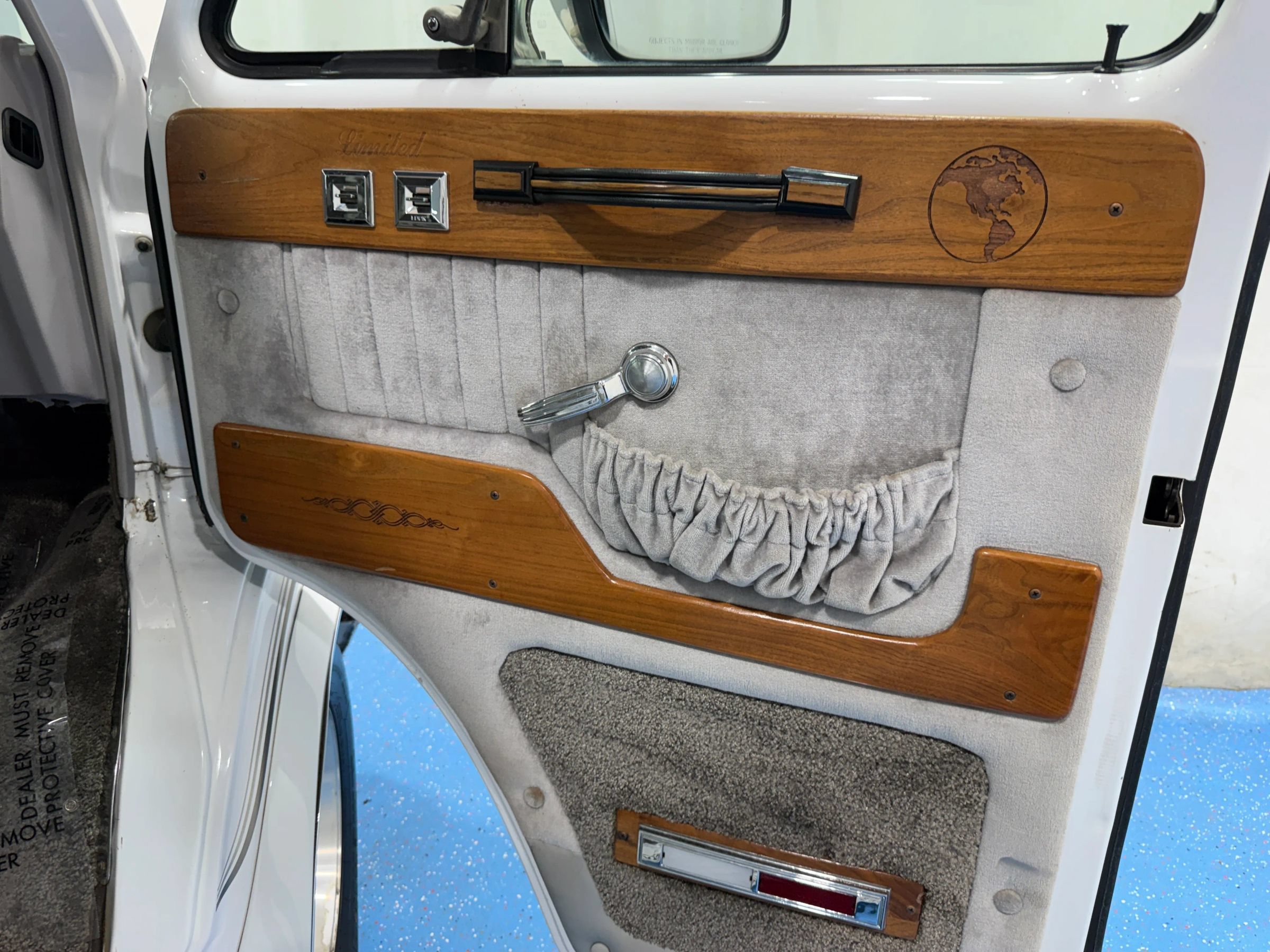 Used 1995 GMC G2500 Vandura RWD image 22