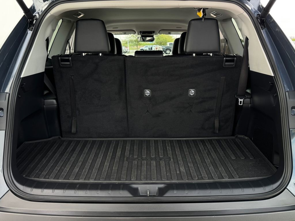 Certified 2024 Toyota Grand Highlander XLE image 22