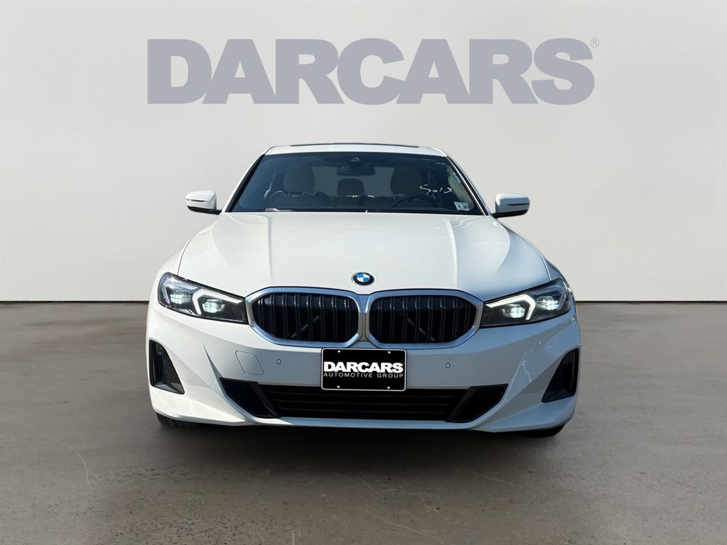 Used 2023 BMW 330i xDrive Sedan w/ Driving Assistance Package AWD/4WD image 2