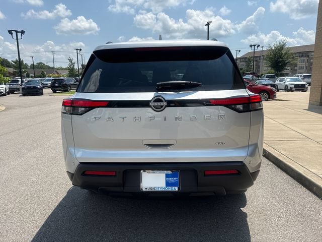 Used 2025 Nissan Pathfinder SV AWD/4WD image 3